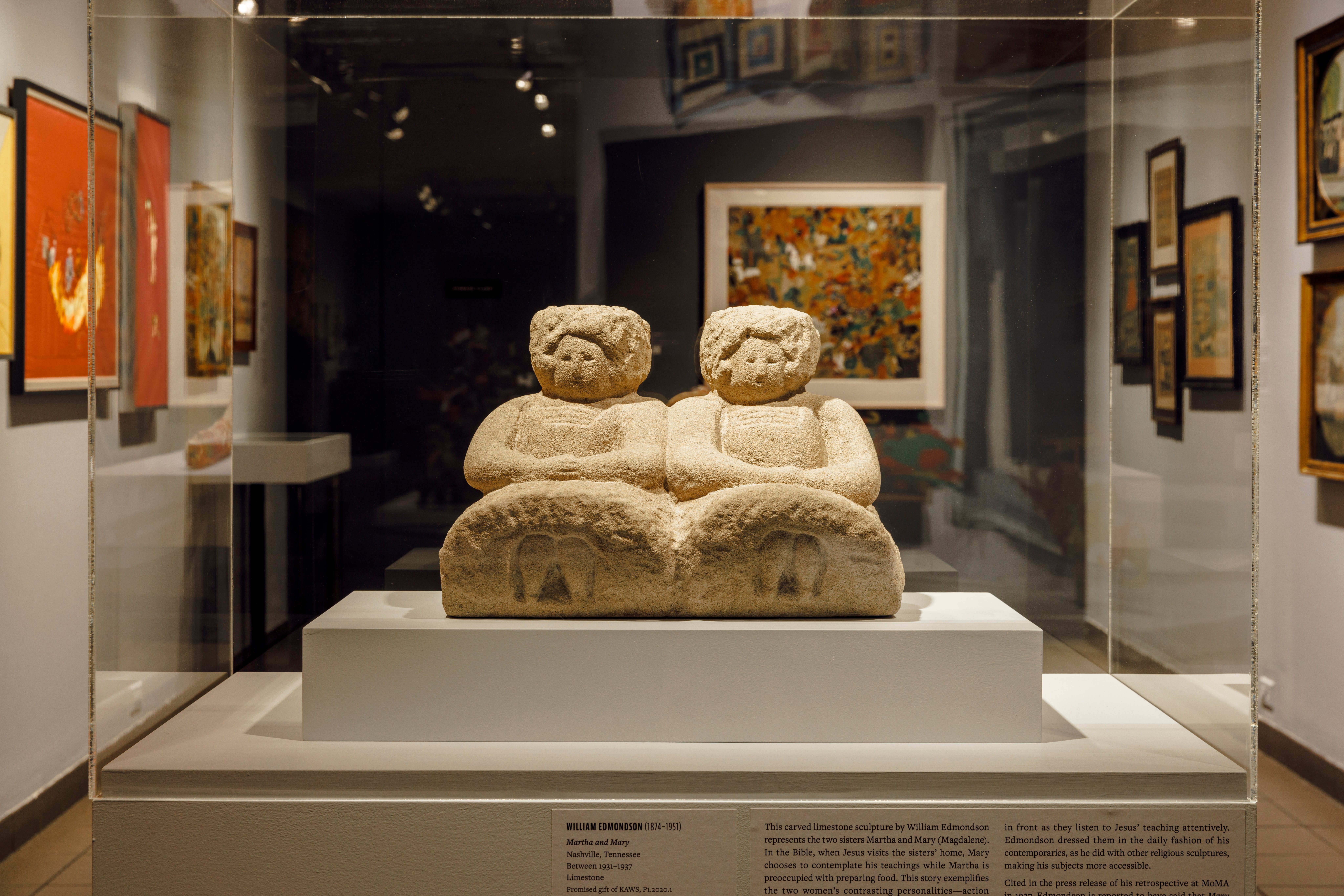Image of the Martha and Mary sculpture